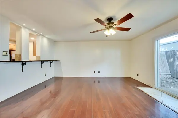 2122 Hancock DR #120, Austin, TX 78756
