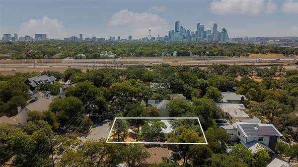 2111 W 10th ST, Austin, TX 78703