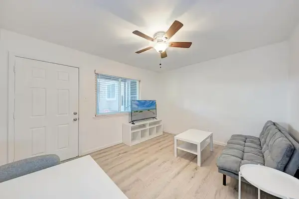 1106 W 22nd ST #4, Austin, TX 78705