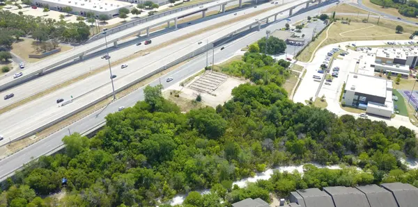 2215 E Anderson LN, Austin, TX 78752