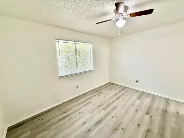 403 Country Aire DR, Round Rock, TX 78664