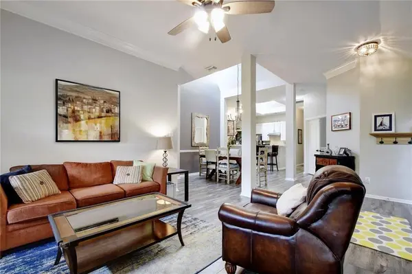 7 Muirfield Greens LN, Lakeway, TX 78738