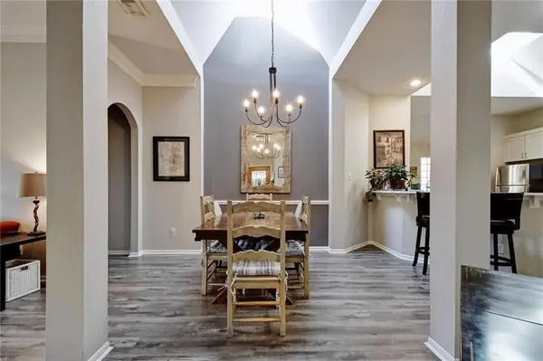 7 Muirfield Greens LN, Lakeway, TX 78738