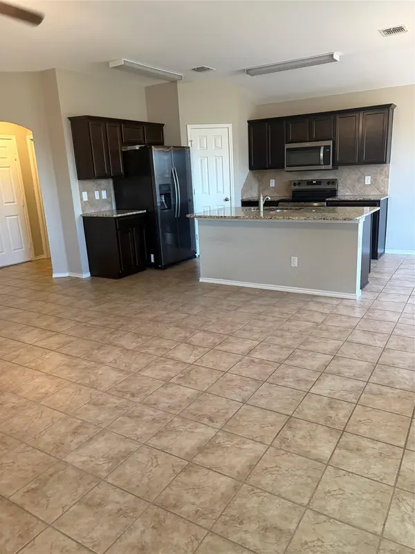 1801 Gigante DR, Killeen, TX 76543