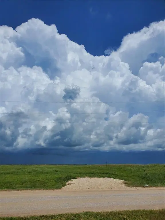 2383 Country Road 230 RD,  Bay City,  TX 77414