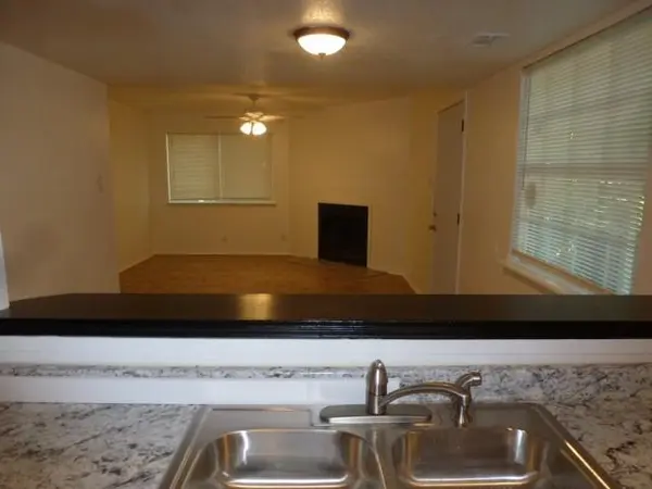 6800 Trendal LN #A, Austin, TX 78744