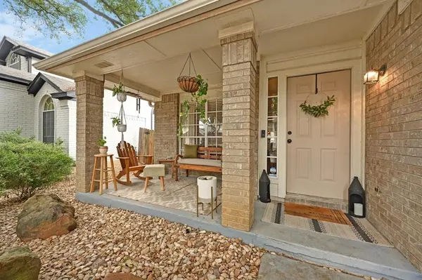 9417 Notches DR, Austin, TX 78748