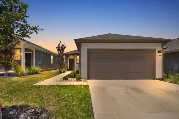 255 Spirit ST, Elgin, TX 78621