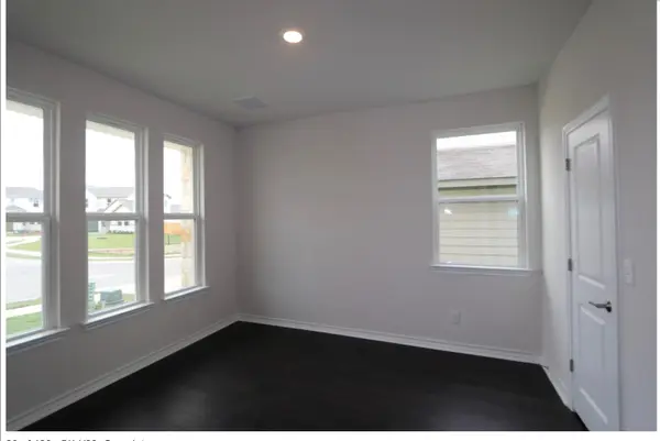 324 Terminus TRL, Liberty Hill, TX 78642