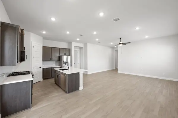 374 Kings Pine DR, Dripping Springs, TX 78620
