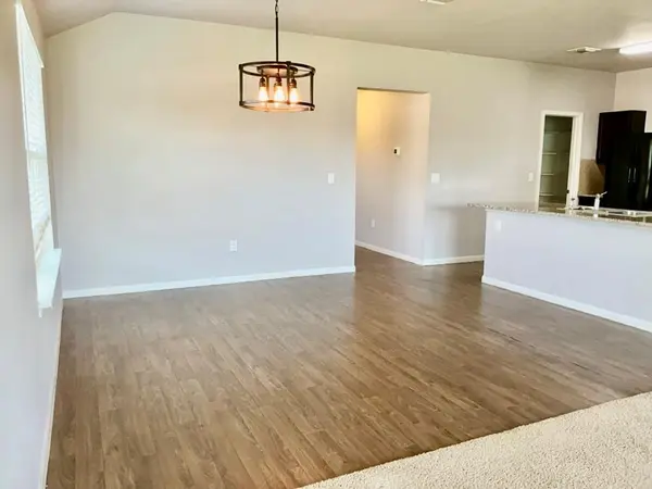 12040 Riparian RD, Manor, TX 78653