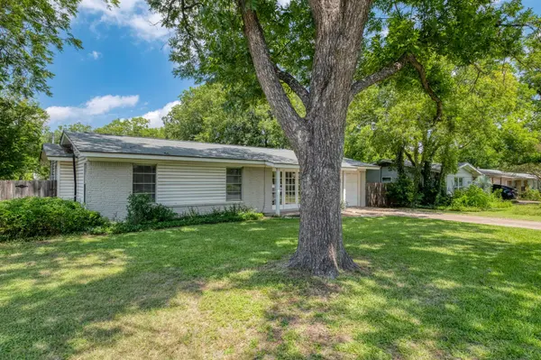 8202 Polar DR, Austin, TX 78757