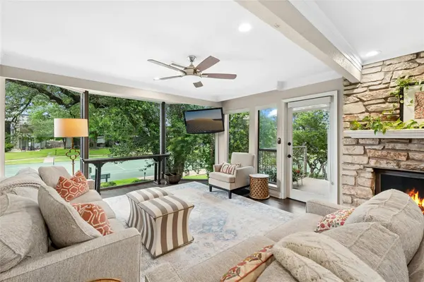122-A World Of Tennis SQ, Lakeway, TX 78738