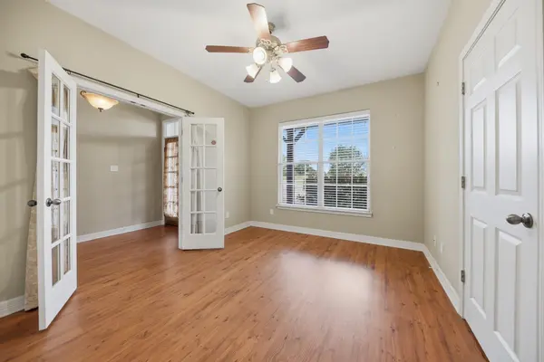 350 Owl Creek RD, Giddings, TX 78942