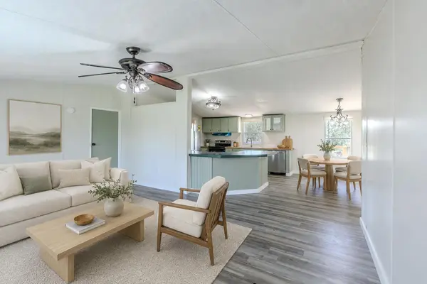 1225 Grandview DR, San Marcos, TX 78666