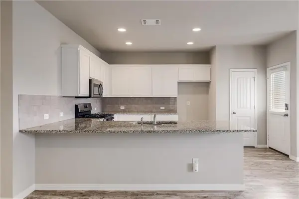 2920 Bridekirk DR, Round Rock, TX 78664