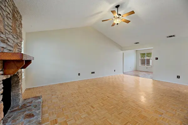 8022 Scotland Yard, Austin, TX 78759