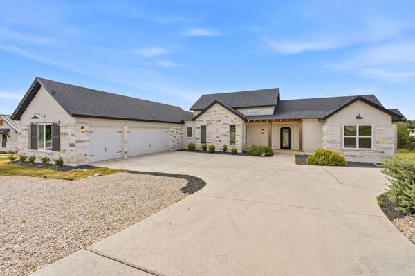 1326 Via Principale DR #A, New Braunfels, TX 78132