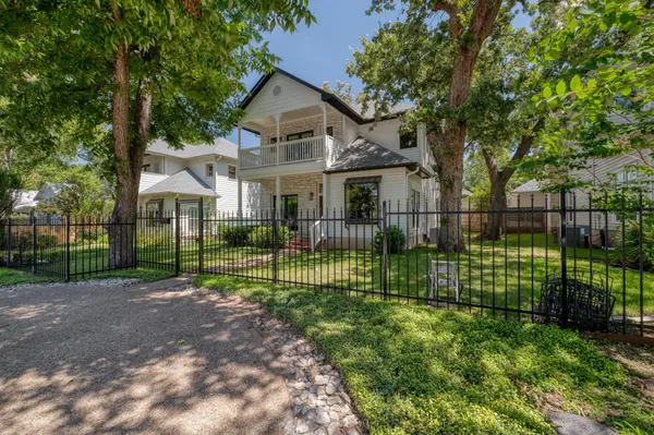 1204 W 39th ST, Austin, TX 78756