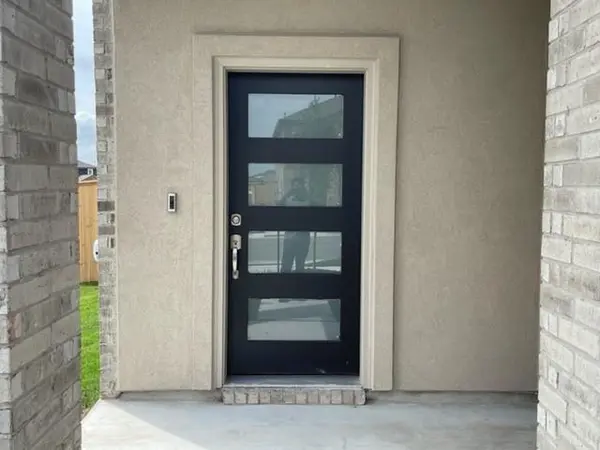 101 Lancia ST, Hutto, TX 78634