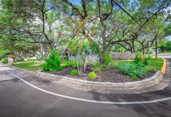 4901 Timberline DR, Austin, TX 78746