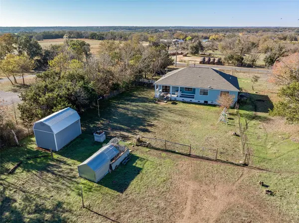 105 Deep Lake CIR, Liberty Hill, TX 78642
