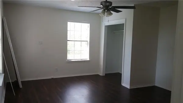 1166 Ridgeway DR, Austin, TX 78702
