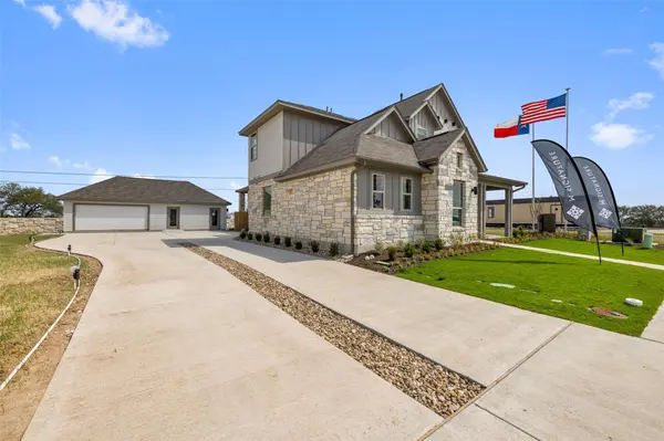 484 Treadwell LN, Kyle, TX 78640