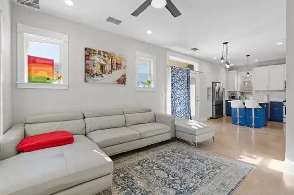 1809 Chestnut Ave #2, Austin, TX 78702