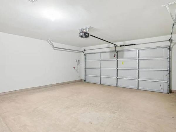 225 Little Green TRL, Jarrell, TX 76537