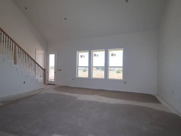 135 Pinky Varner CT, Buda, TX 78610