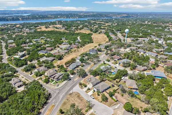 3800 Annapolis CV, Lago Vista, TX 78645