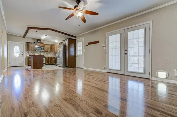 1410 Kamar DR, Austin, TX 78757