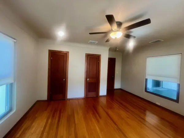 755 N Austin ST, Seguin, TX 78155