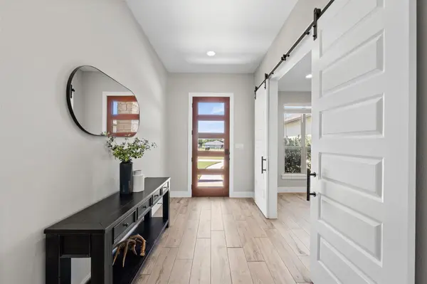 320 Buffalo TRL, Liberty Hill, TX 78642