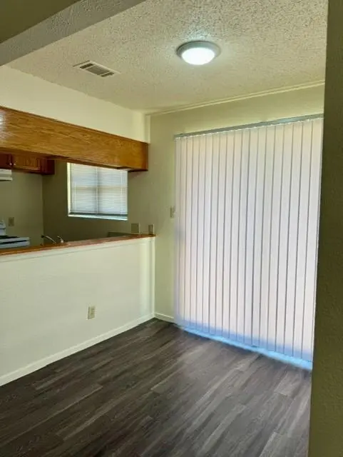 3005-B Parker LN #B, Austin, TX 78741