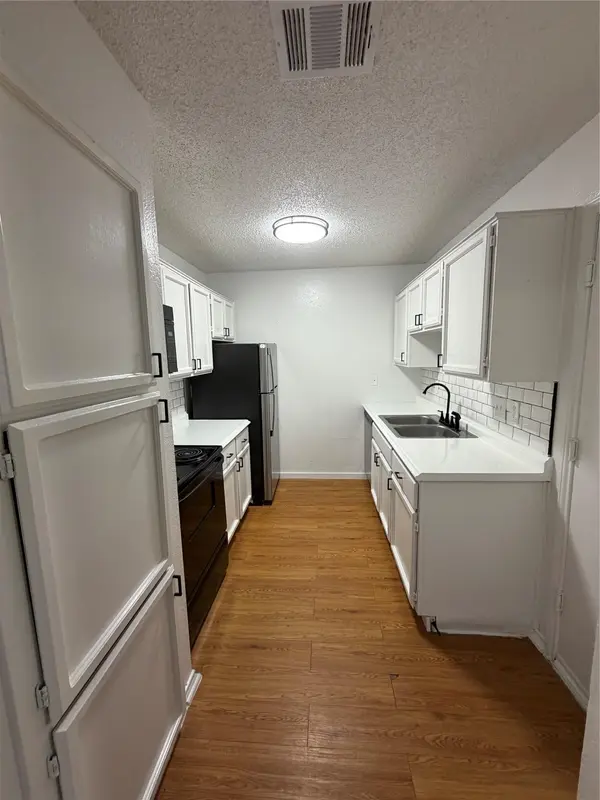 11606 Argonne Forest TRL #A, Austin, TX 78759