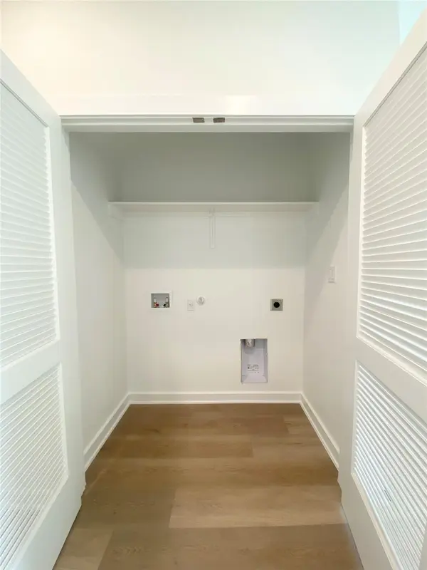 700 Horseshoe DR #101, Leander, TX 78641