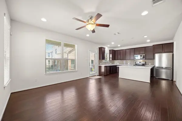 2105 Town Centre DR #44, Round Rock, TX 78664