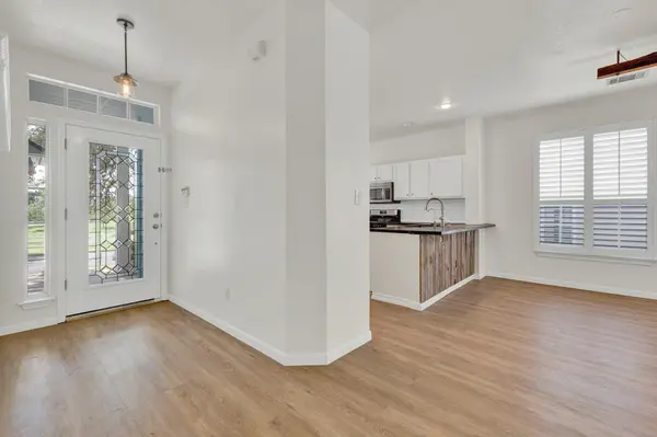 2043 Nevada ST, San Marcos, TX 78666