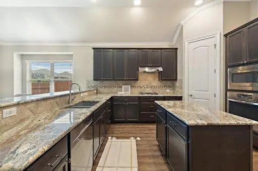 264 N Sage HOLW, Dripping Springs, TX 78620