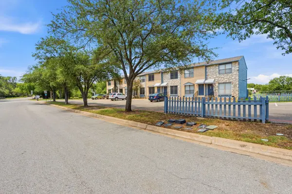 3009 Whisper Oaks LN #C, Georgetown, TX 78628