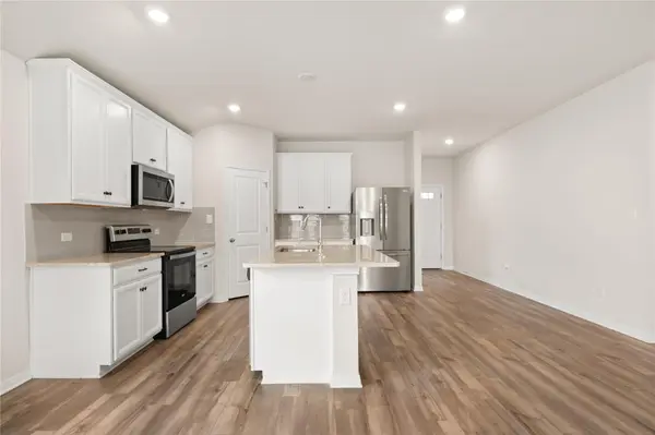 105 Saviano RD, Hutto, TX 78634