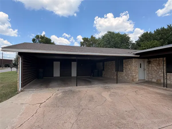 7406 Southgate LN #A, Austin, TX 78744