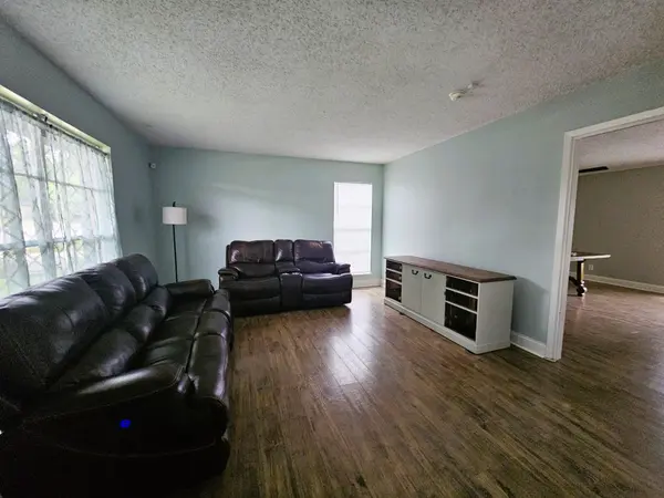 3303 Lake Charles Ave, Killeen, TX 76543