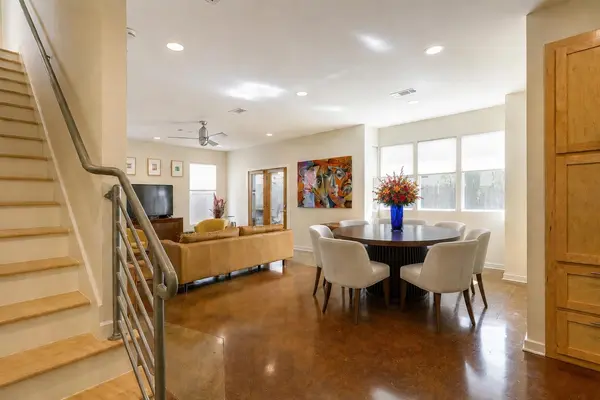 209 Park LN #A, Austin, TX 78704