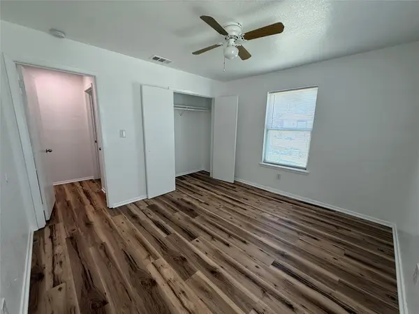 1009 Alex ST #A, Lockhart, TX 78644