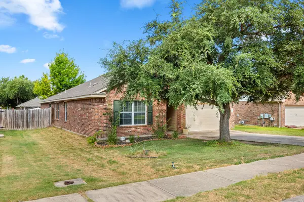 135 Justin Leonard DR, Round Rock, TX 78664