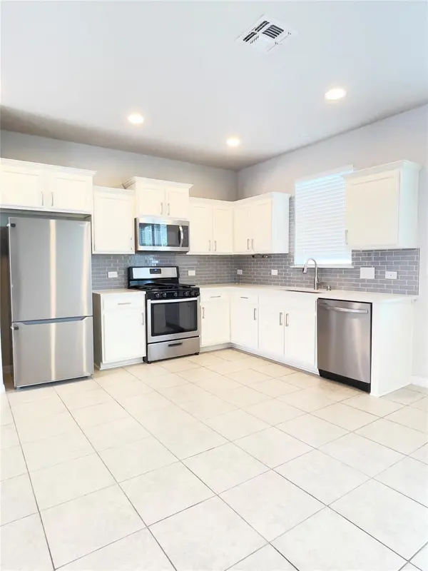 363 Eagle Brook LN, Buda, TX 78610