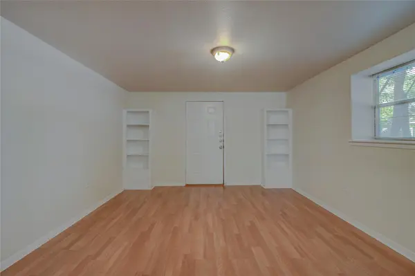 1308 S Pine ST #D, Georgetown, TX 78626